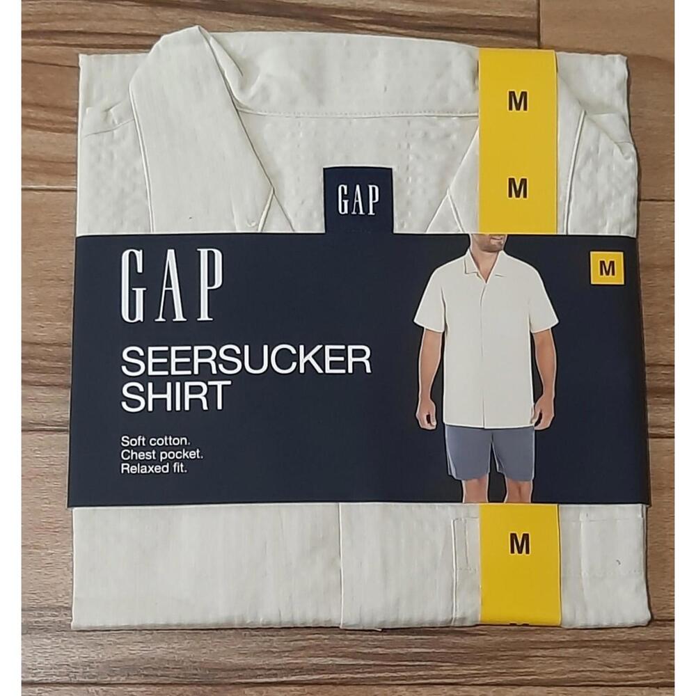 NEW GAP Mens Seersucker Shirt - Size Medium Turtledove short sleeve